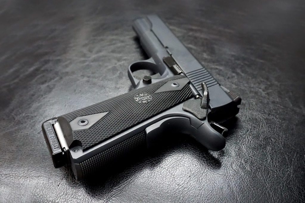 Comparison between ghost guns and unregistered firearms under California law