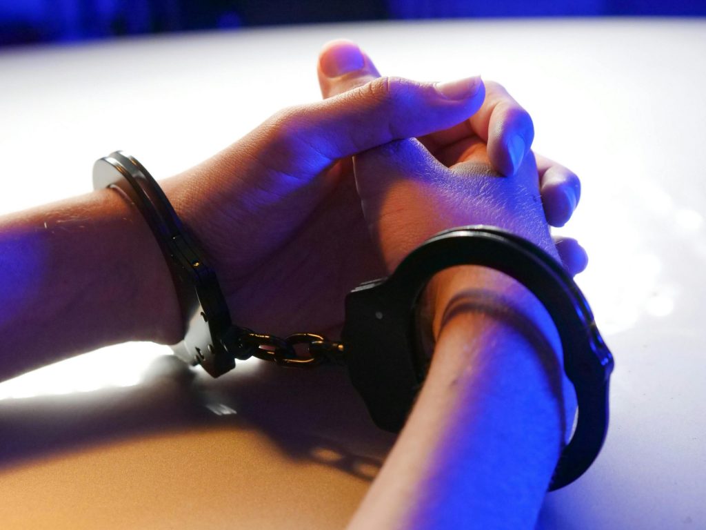 Arrested for shoplifting in Los Angeles – criminal defense attorney near you